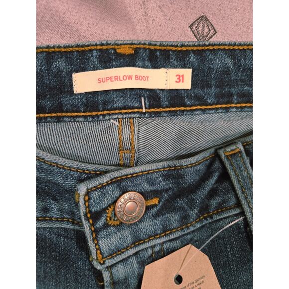 NWT Levi's Super-Low Boot Cut Jeans 31 x32 - Picture 5 of 6